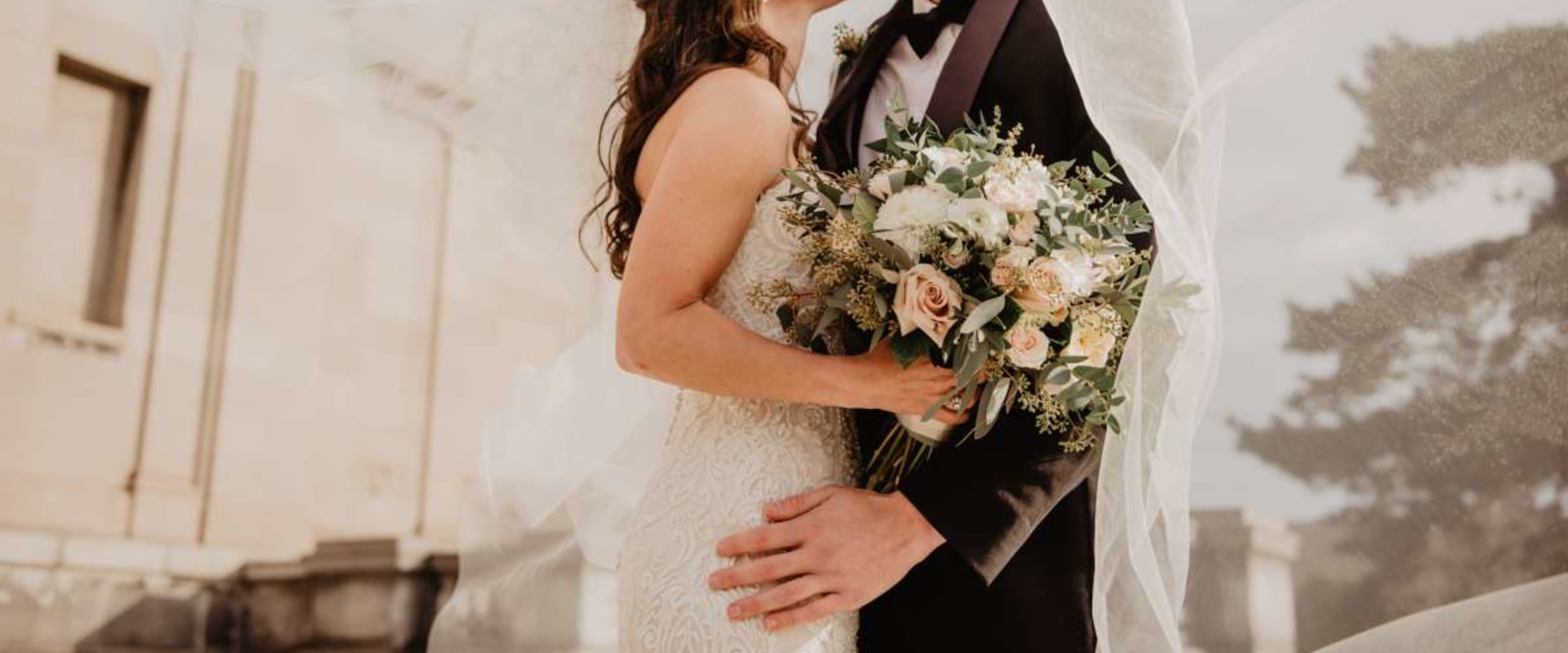Is Being a Wedding Photographer Stressful? An Expert's Perspective