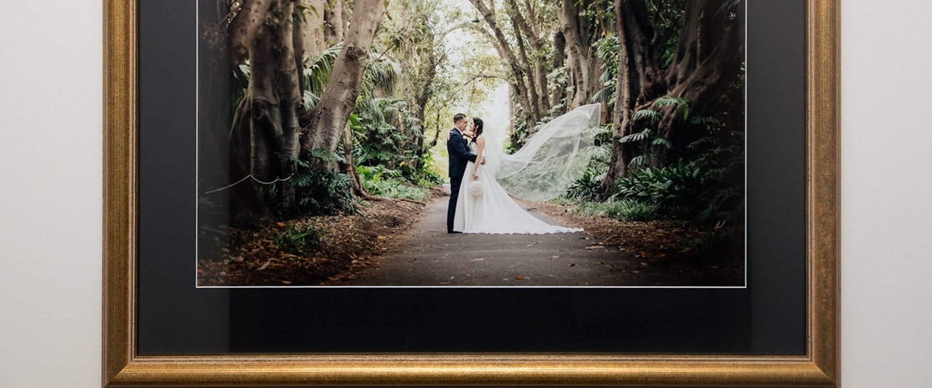 The Benefits of Printing Your Wedding Photos