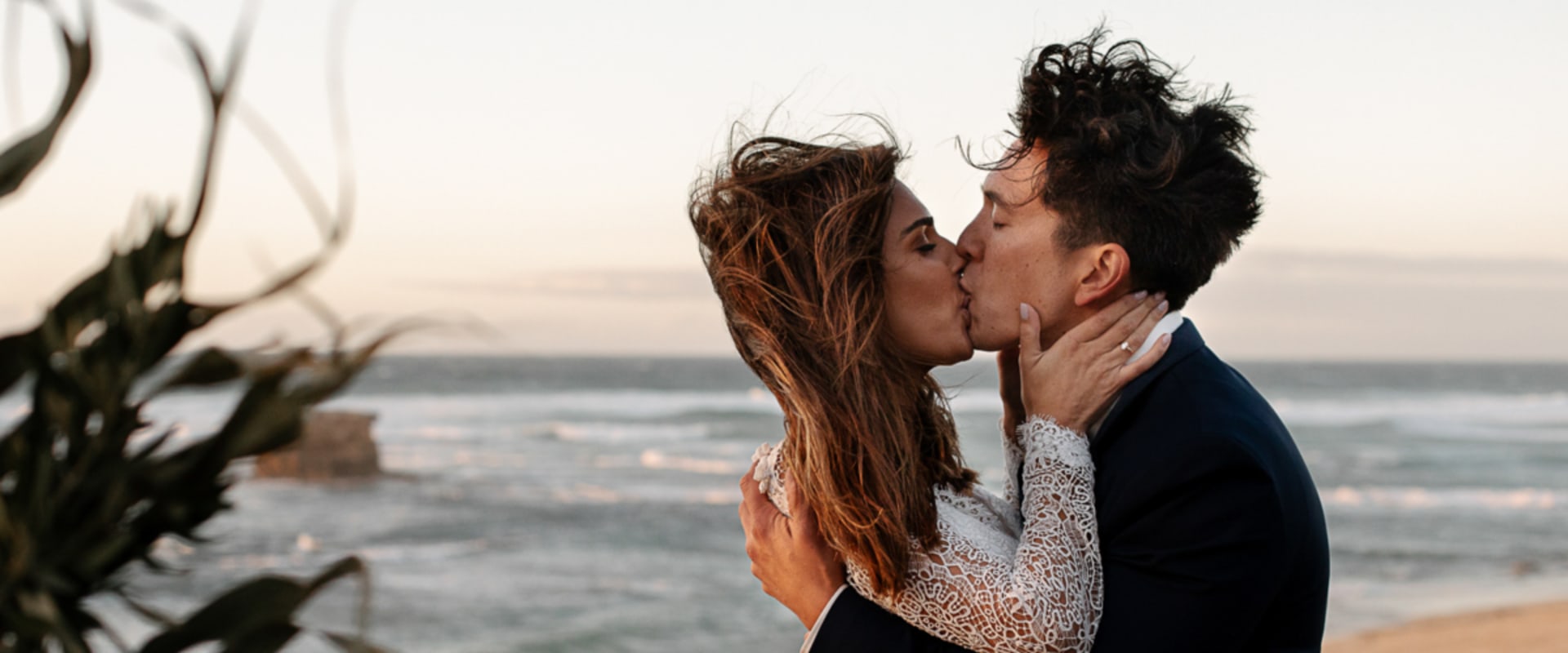 Should You Pay a Wedding Photographer Upfront?