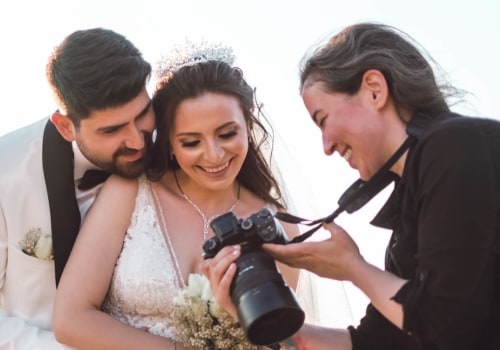 How Many Photos Should a Wedding Photographer Give to Their Clients?